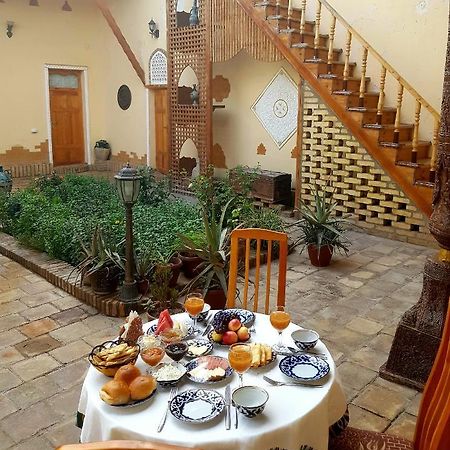Qosha Darvoza Hotel Khiva ภายนอก รูปภาพ