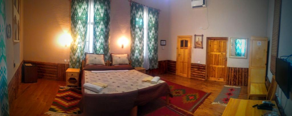 Qosha Darvoza Hotel Khiva ภายนอก รูปภาพ
